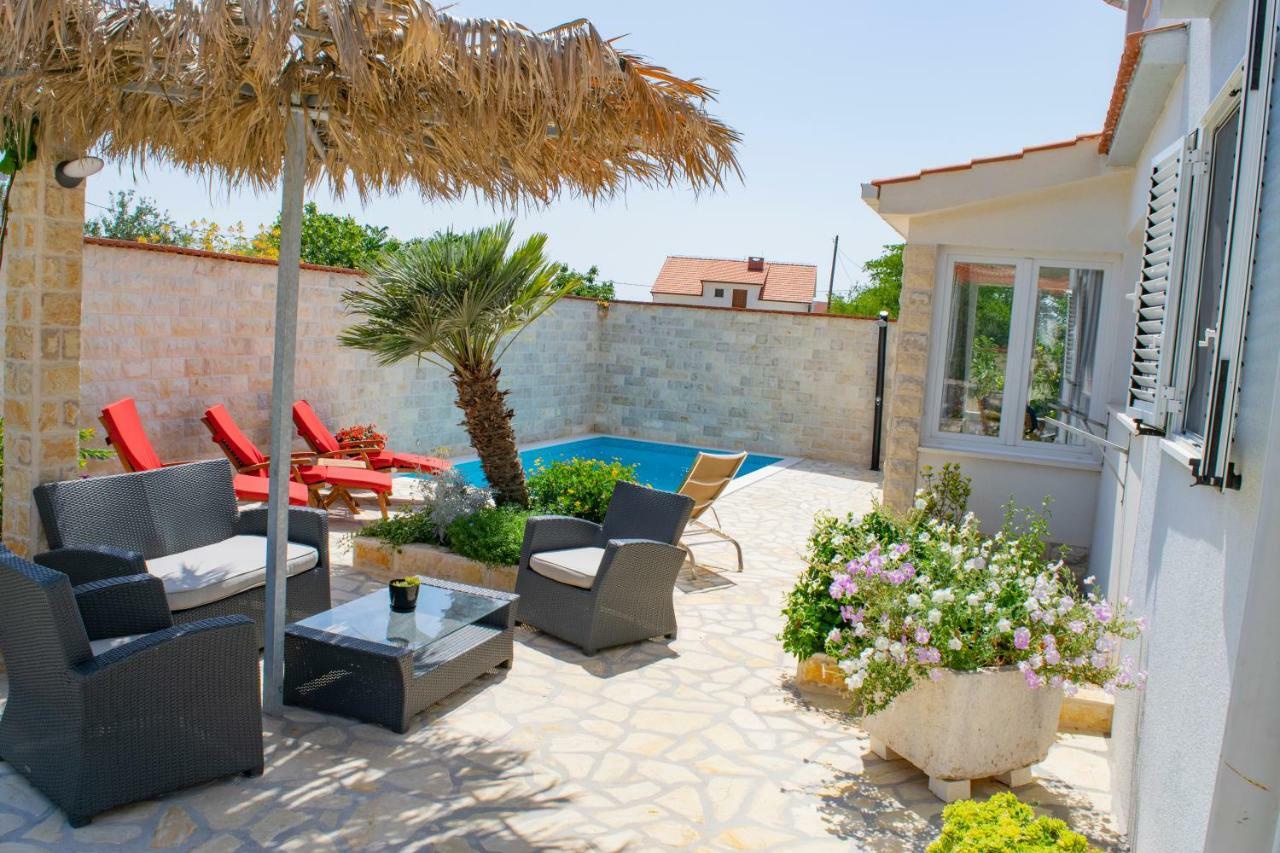 Apartments Solta Gornje Selo Exterior photo