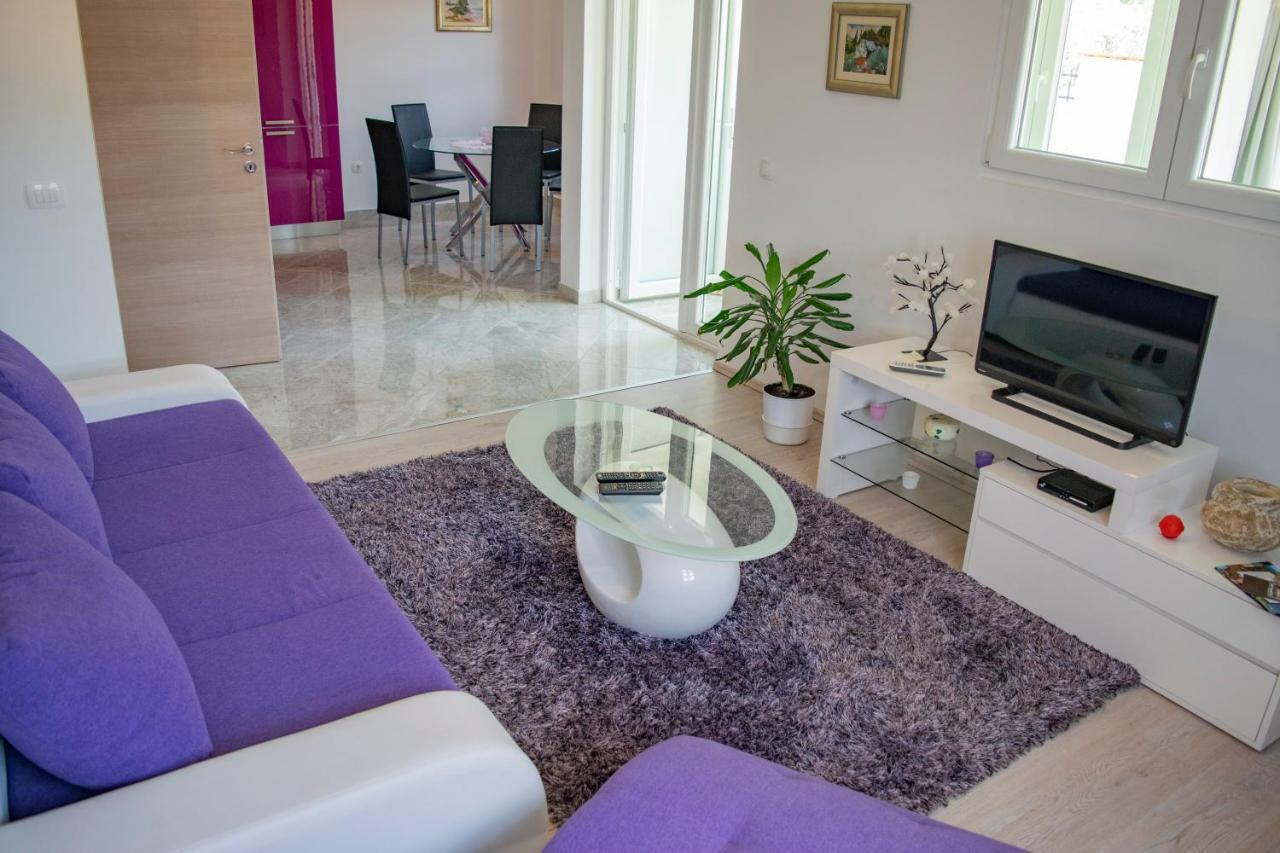 Apartments Solta Gornje Selo Exterior photo